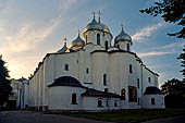 Novgorod - cattedrale di Santa Sofia (XI sec.), lato orientale con le absidi. 